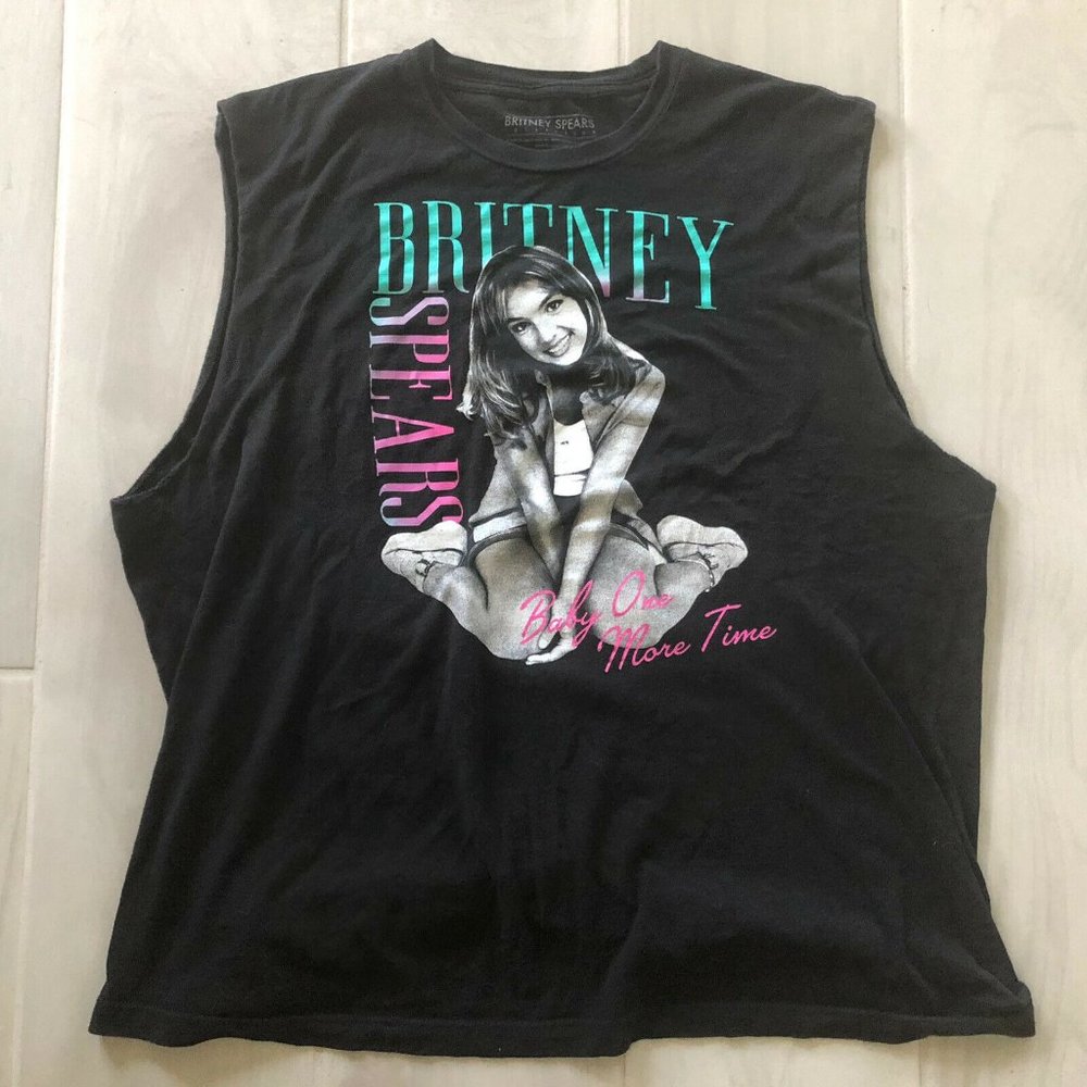 BRITNEY SPEARS COLLECTION "BABY ONE MORE TIME" SLEEVELESS XL (46/48) T-SHIRT